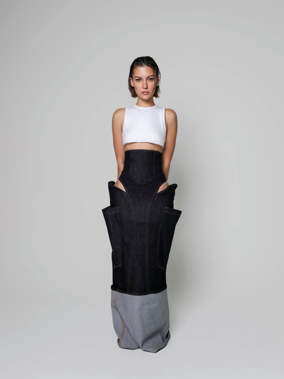 XL CUFF CUTOUT SKIRT