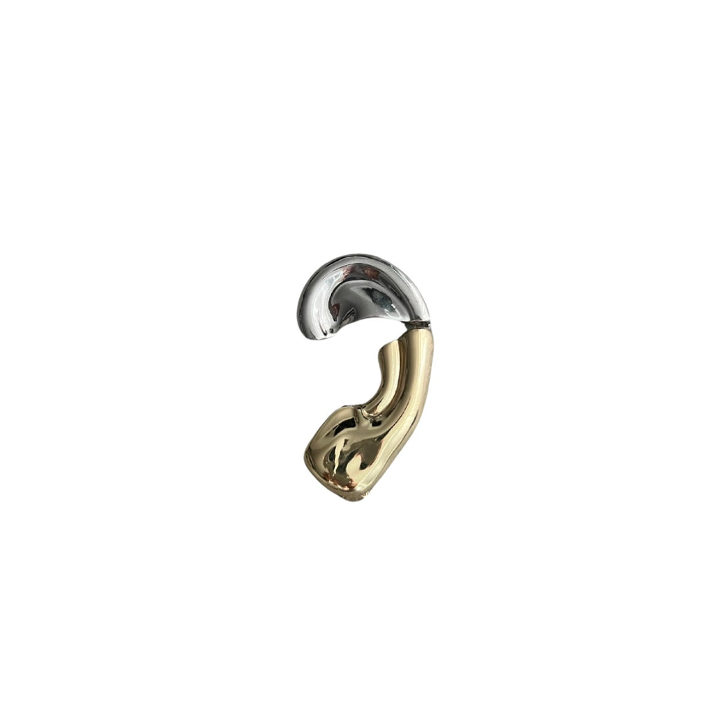 EAR MOLD CUFF